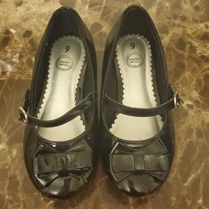 Toddler Girl Black Dress Shoes